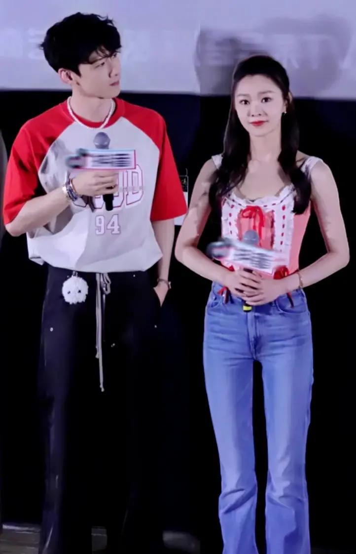 白敬亭宋轶衣品,白敬亭教宋轶穿搭