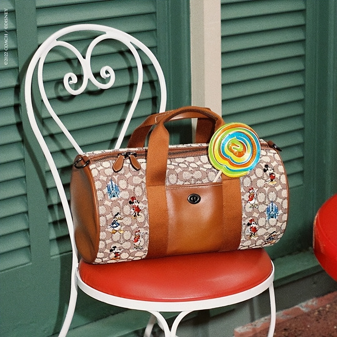 coach和迪士尼联名包米奇,coach双肩包迪士尼联名二手