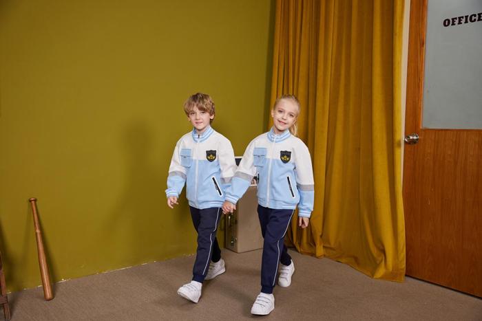 校服定制厂家立泰集团,立泰服装有限公司