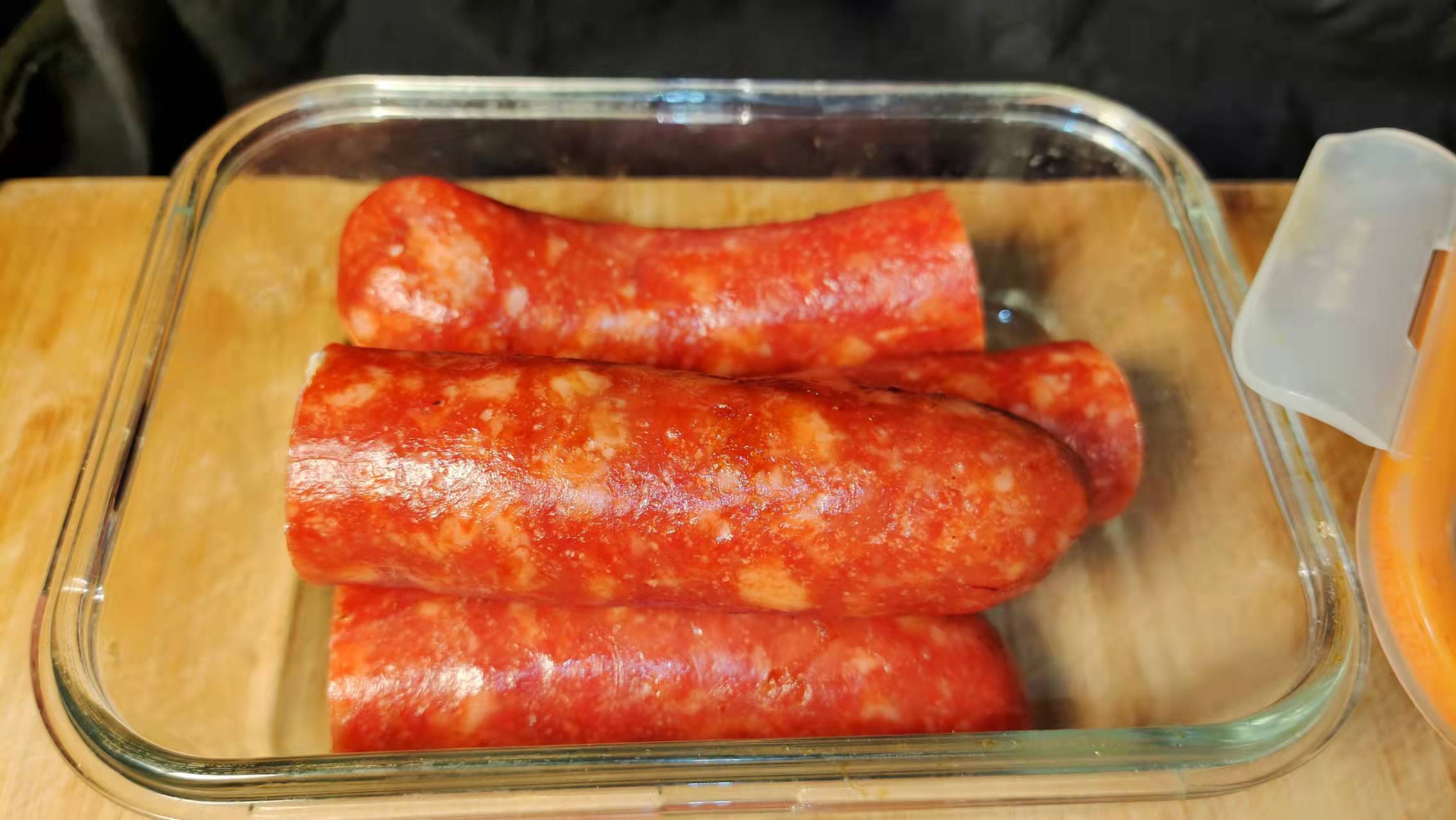 烘干的腊肉腊肠一天就变味了,风干的腊肠直接放冰箱吗