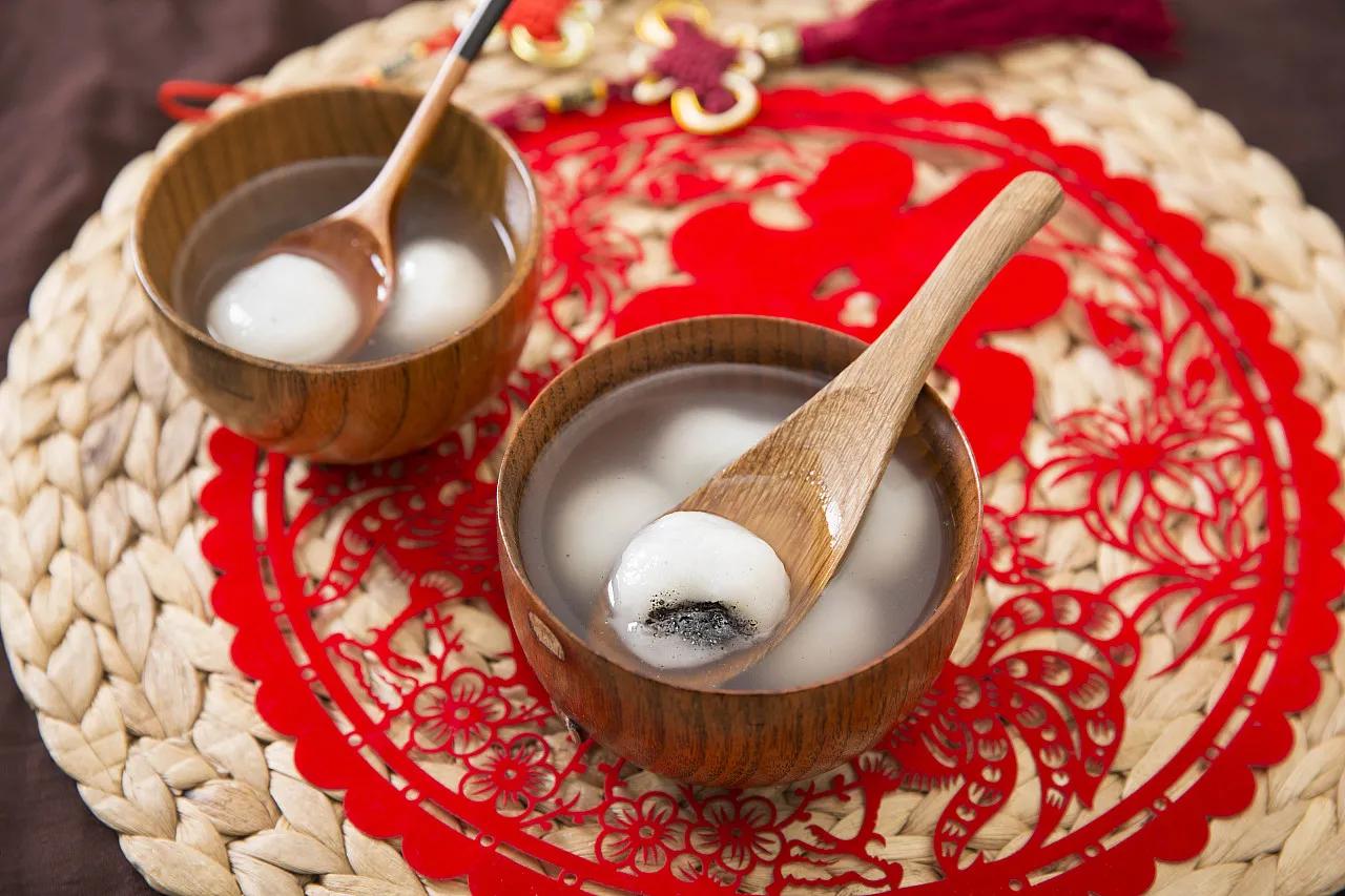 元宵节的由来和习俗写话,元宵节的由来和习俗有哪些