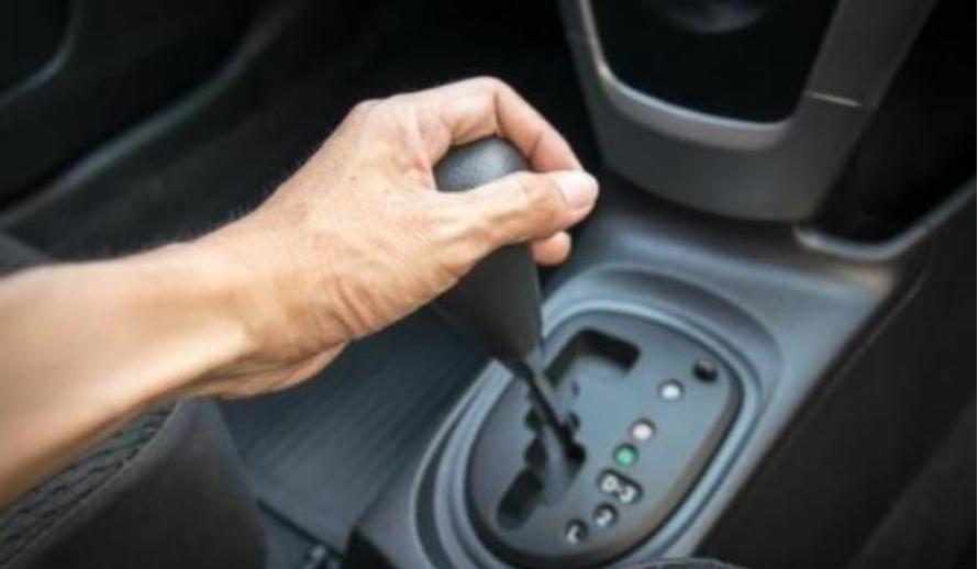 自动挡车真的比手动挡好开吗,自动挡永远不懂手动挡的乐趣