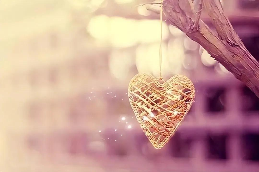 “有钱不去两地，没钱不求两人”，老祖宗的忠告，现实又心酸！