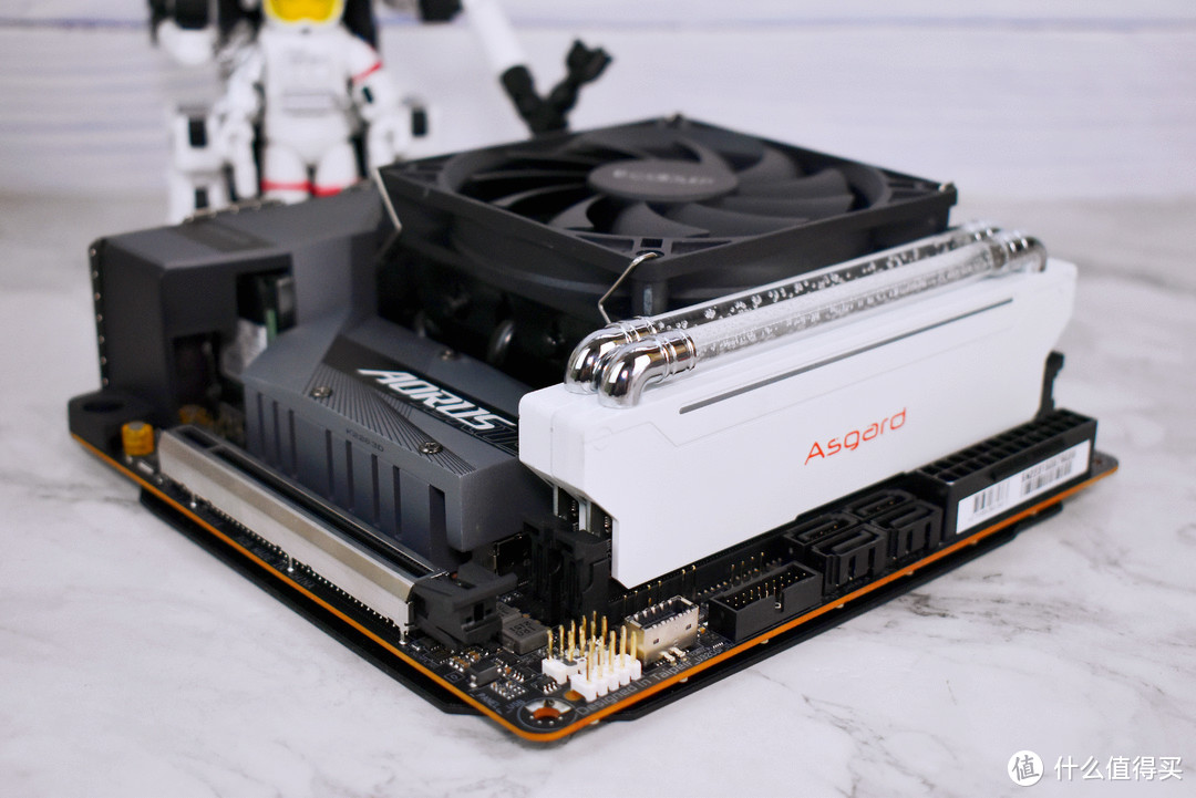 打造小钢炮,技嘉b660小雕主板接口解析