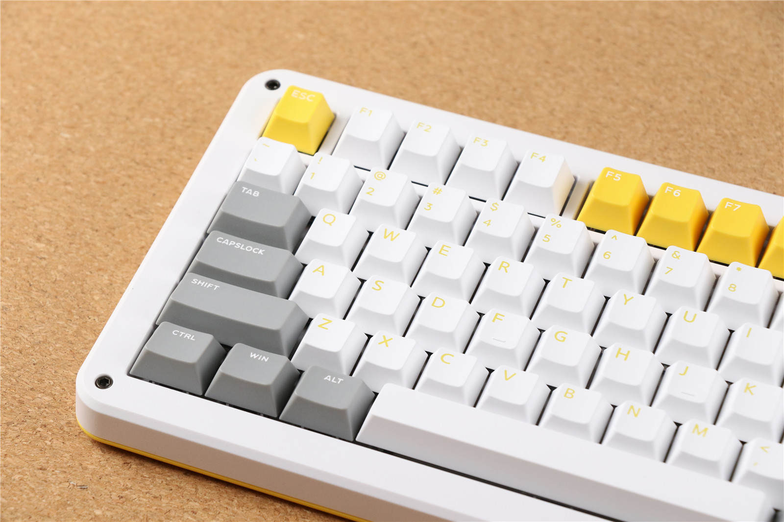 突破引力全线升级ZX75重力波机械键盘体验