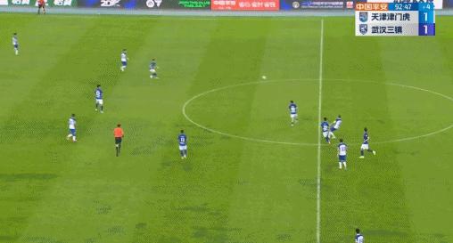 黄政宇泰山进球,黄政宇中超最佳球员