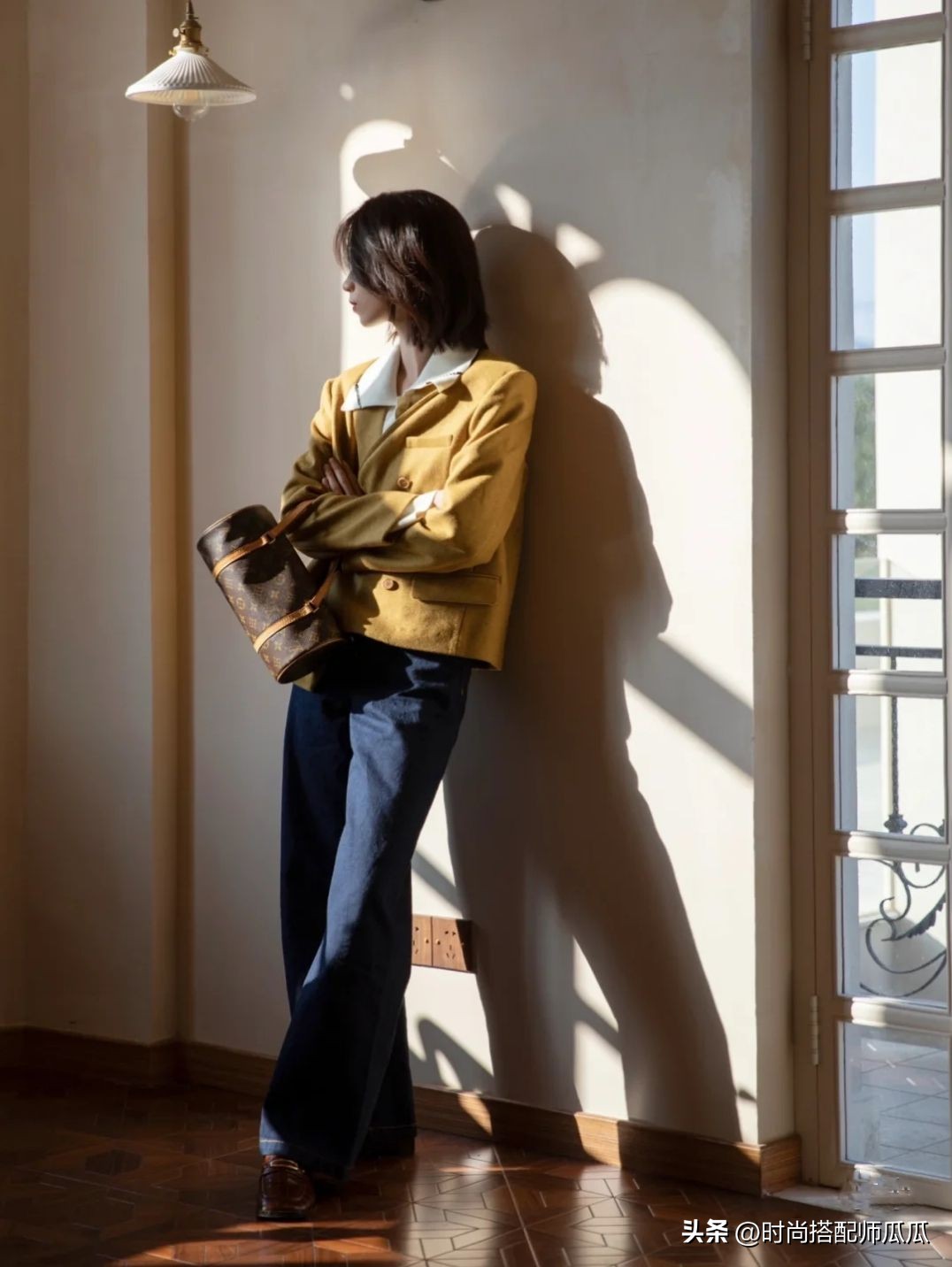 偏黑的女生穿什么风格显白,比较偏黑一点的人穿什么颜色显白