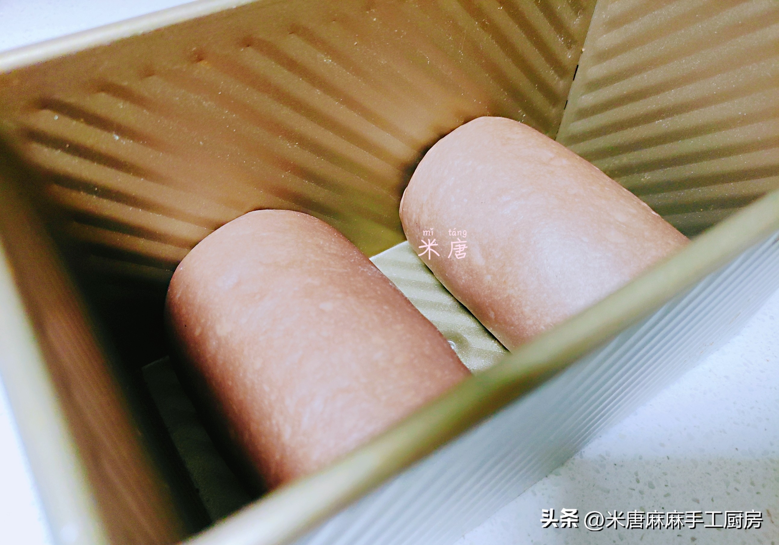 米唐麻麻玩转面团：#吐司日记#奥利奥乳酪吐司