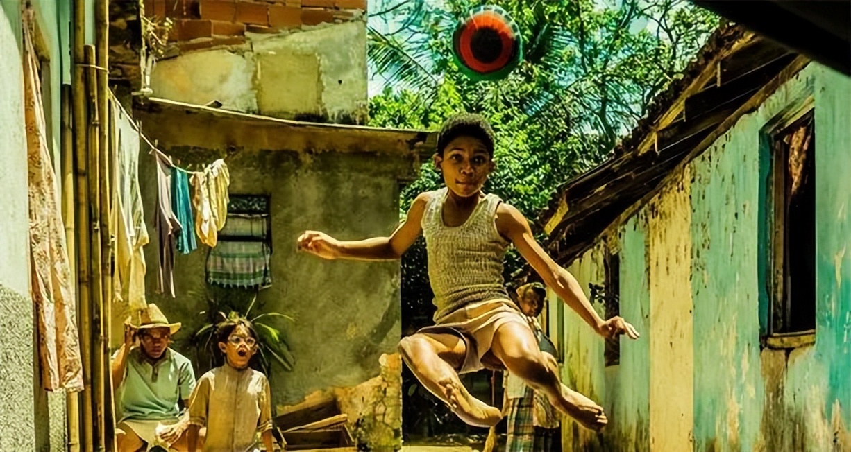 82岁贝利有几个孩子,贝利进球父亲激动