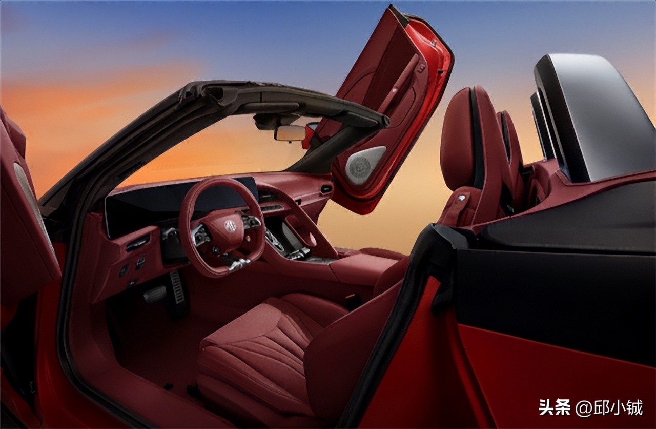 成都名爵cyberster黄色,车展名爵跑车cyberster图片