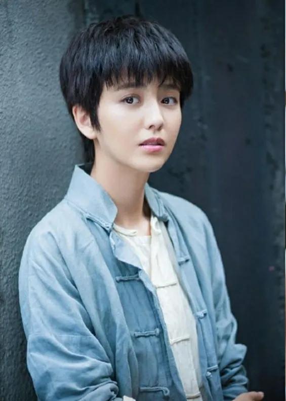 盘点那些一眼让你惊艳的短发美女,难得一见的超高颜值的短发美女