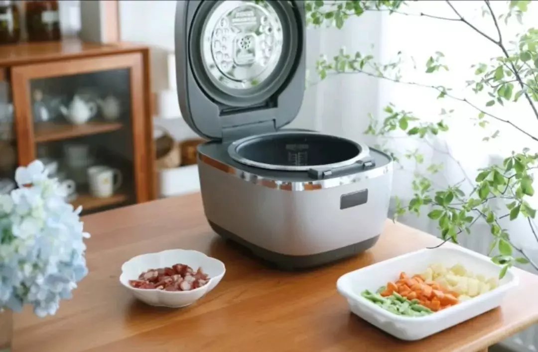 电饭煲贵的和便宜的什么区别,电饭煲贵的和便宜的有什么区别