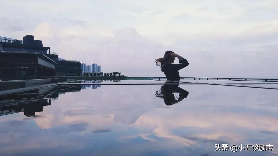 每日分享一段人生感悟,二十条特别经典的人生感悟分享