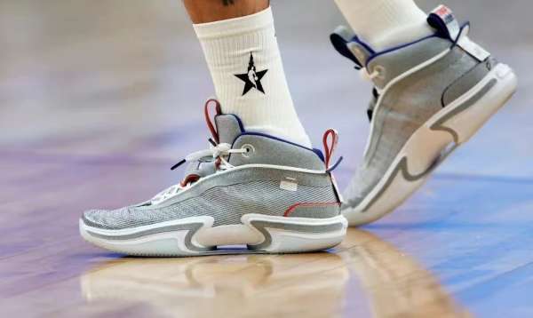 2022全明星战靴,2024年nba全明星名人赛上脚球鞋