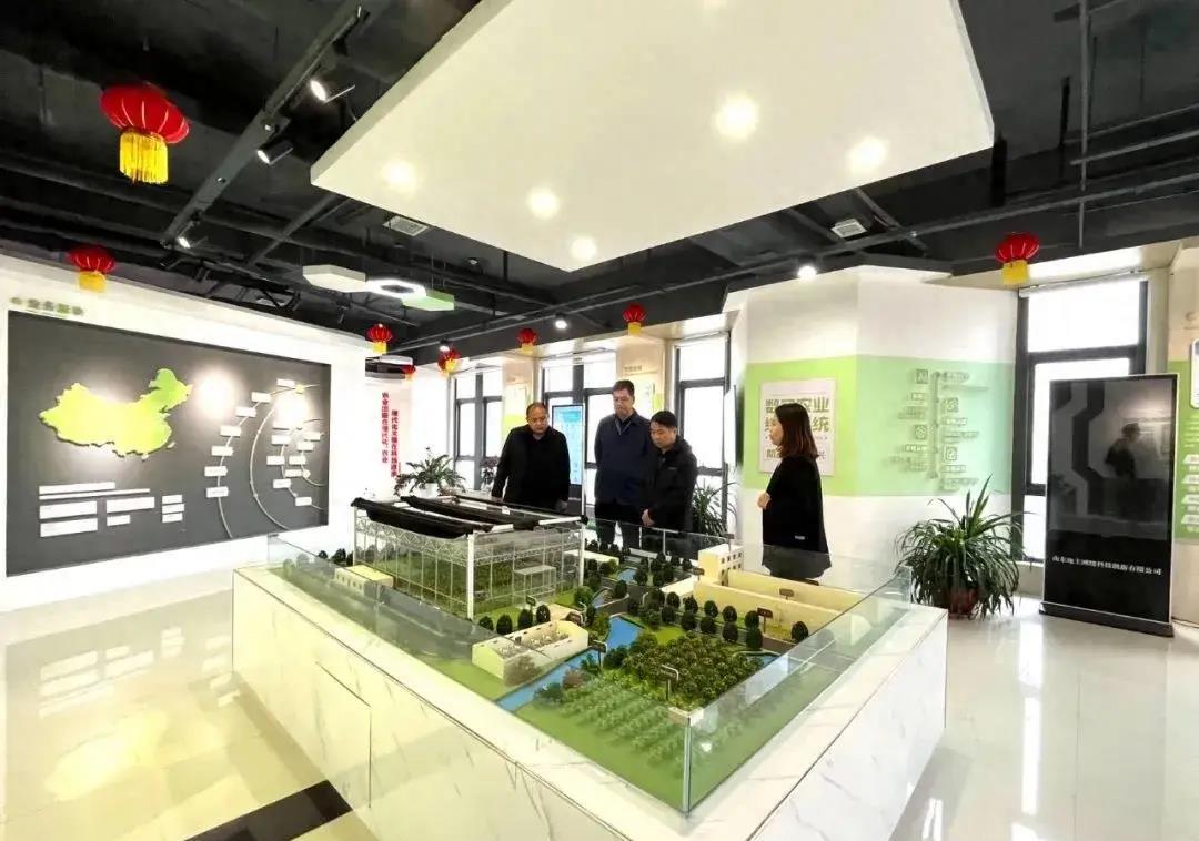 我县乡村振兴考察团,农业创新考察团