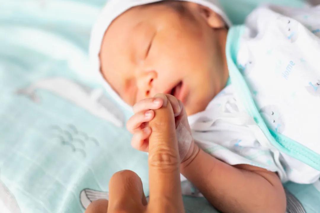 顺产还是剖腹产,不管顺产还是剖腹产坐月子别瞎忙