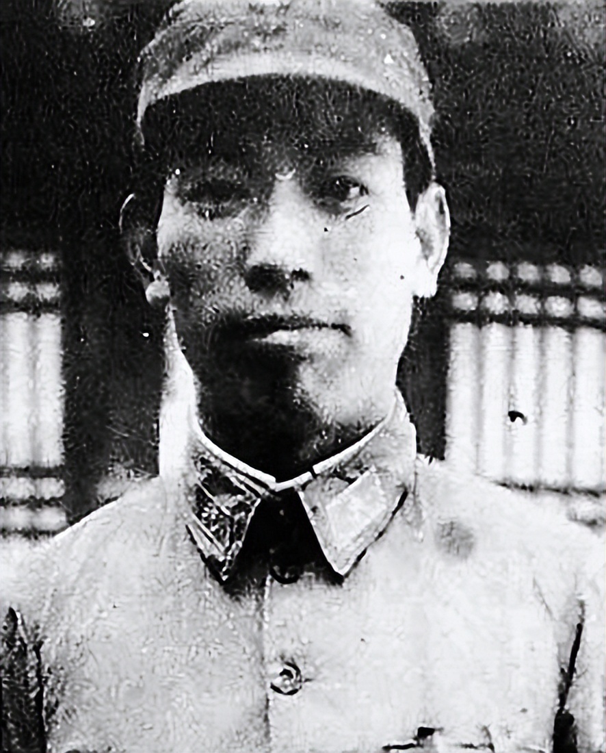 1969年，许光达骨灰安放问题引争议，毛主席批示：放到该放的地方