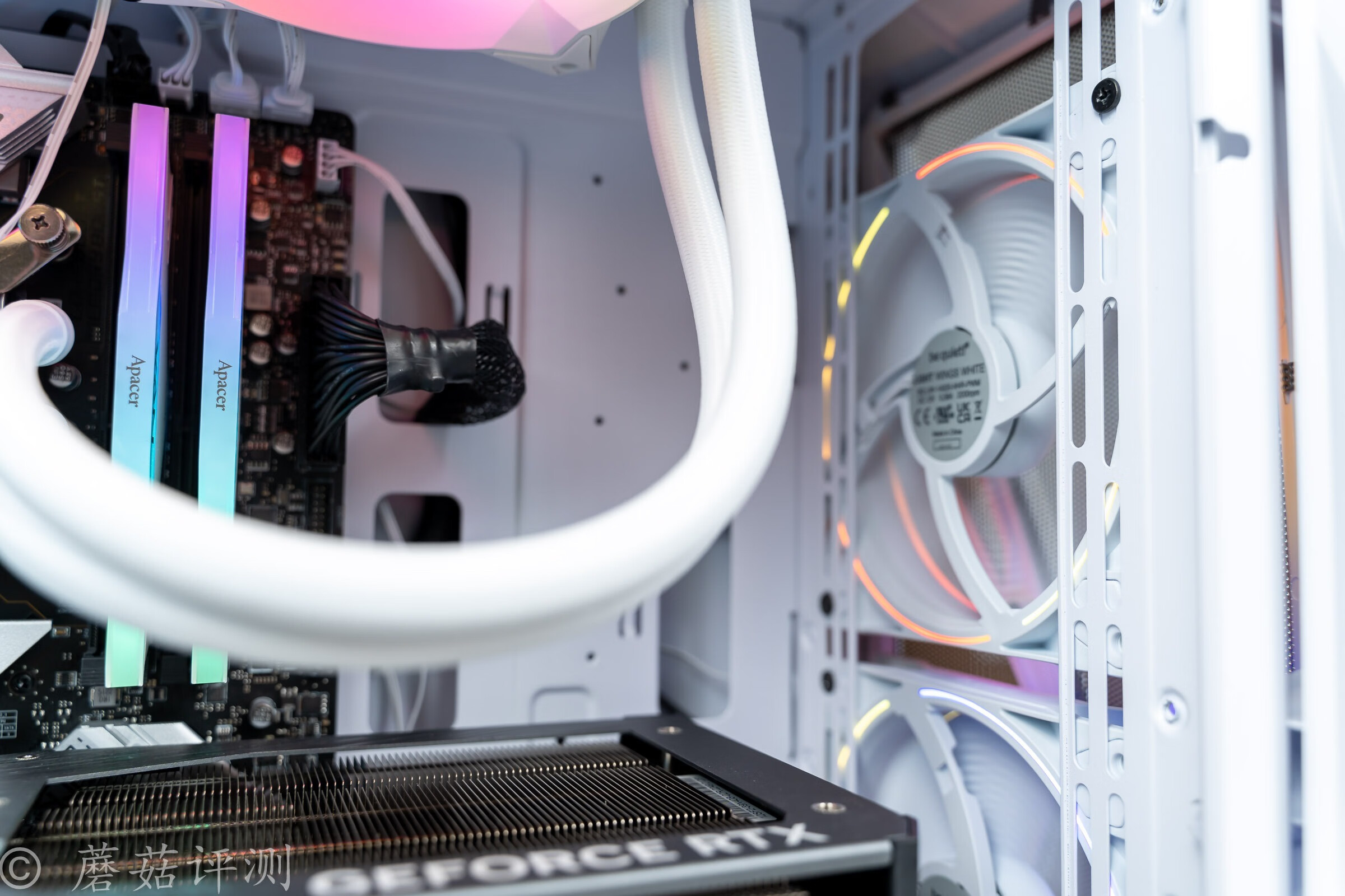 安钛克性价比最好的机箱,散热好不积灰的机箱