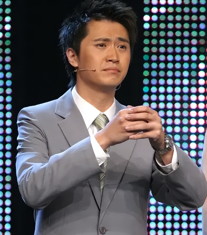 杨帆和妻子李枫哪年结的婚,杨帆妻子李枫简介