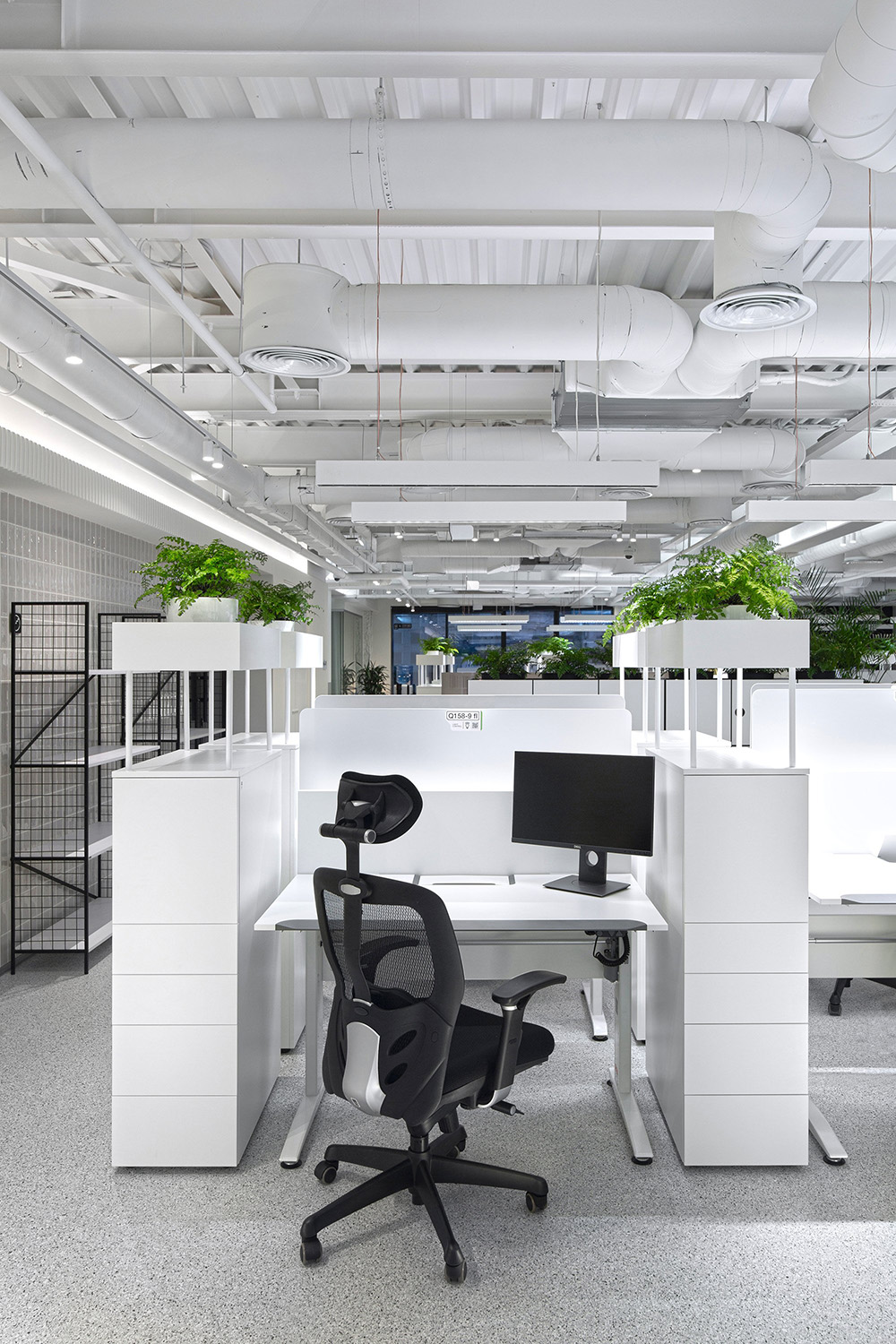 自由畅想云科技公司SQUAD基辅总部大楼设计欣赏