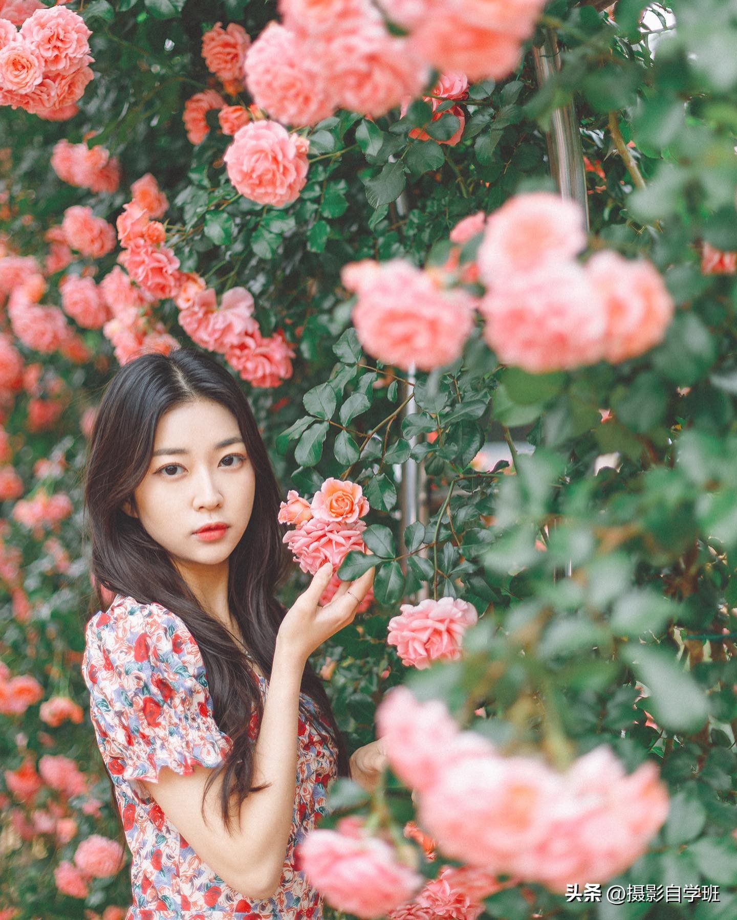 显腿长的拍摄姿势,显瘦显腿长的拍摄技巧