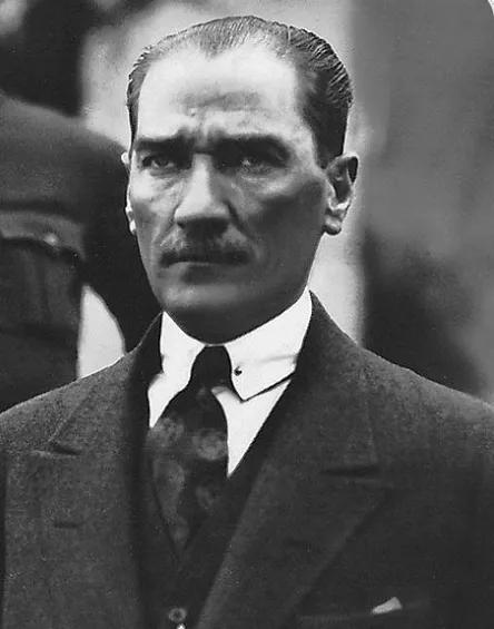 历史上的今天24日,历史上的今天4月25号