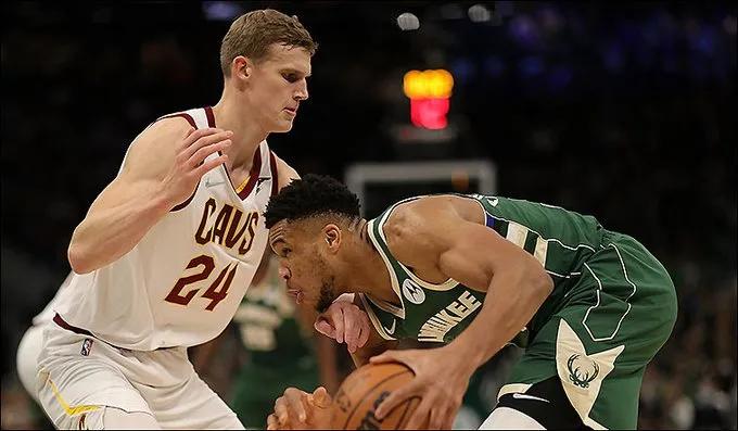 骑士队巅峰阵容,公牛vs骑士今日阵容