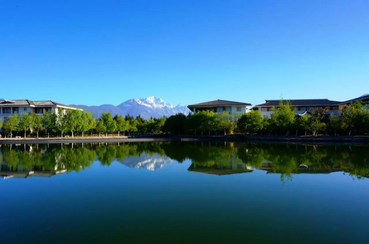 研究生毕业去民办高校当老师好吗,二本研究生毕业能当大学老师吗