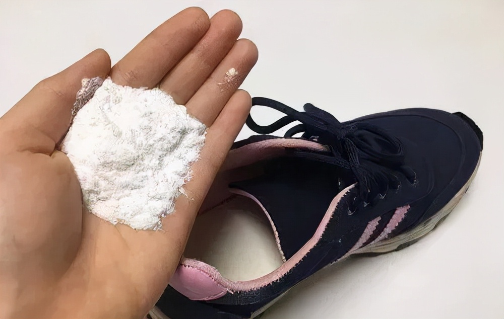 洗完的棉拖鞋鞋子晒干后有臭味,棉拖鞋穿久了里面滑怎么办