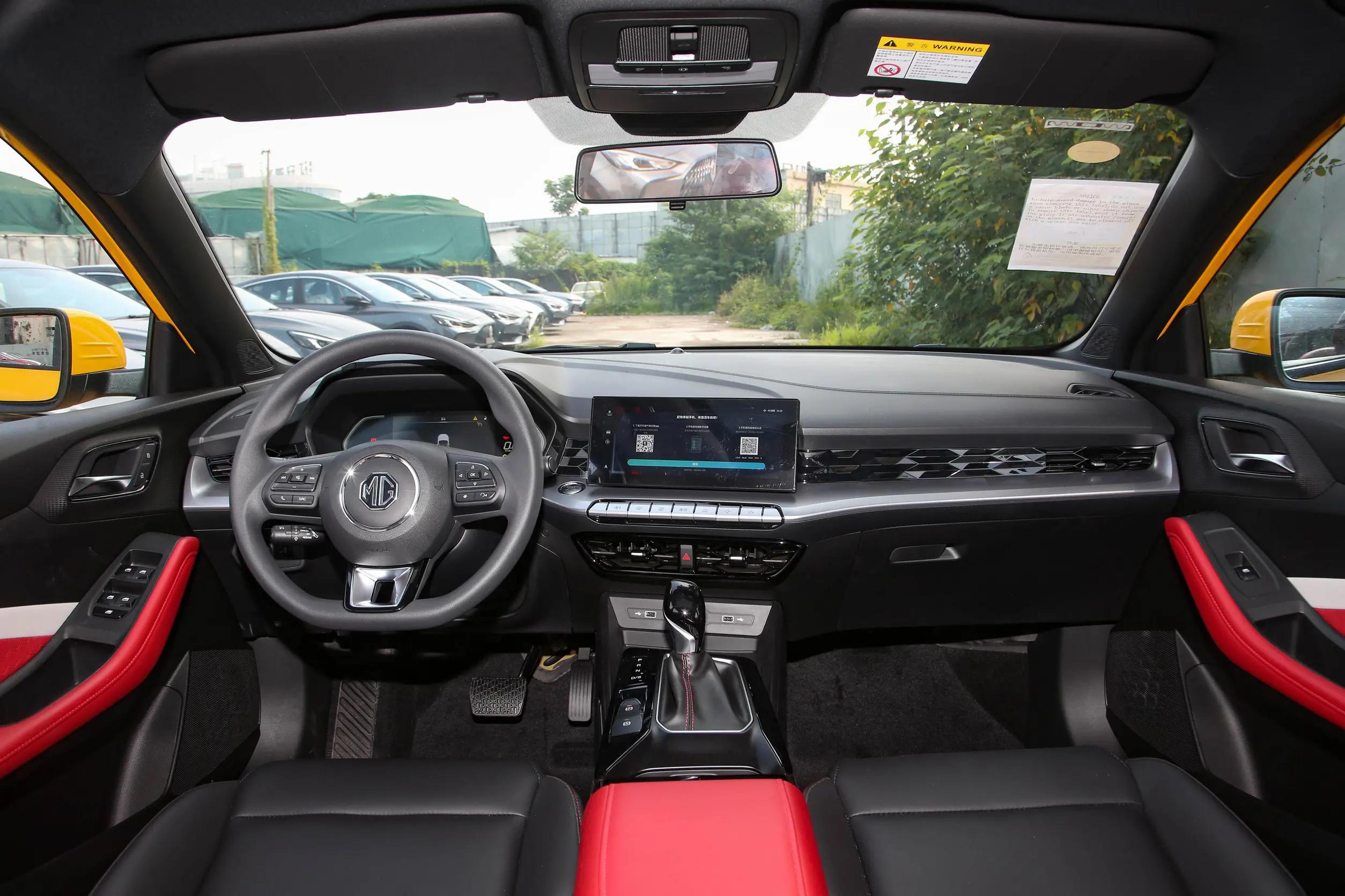 空间大10万元买这几款suv有面子,中型suv怎么选不妨先看看这款车