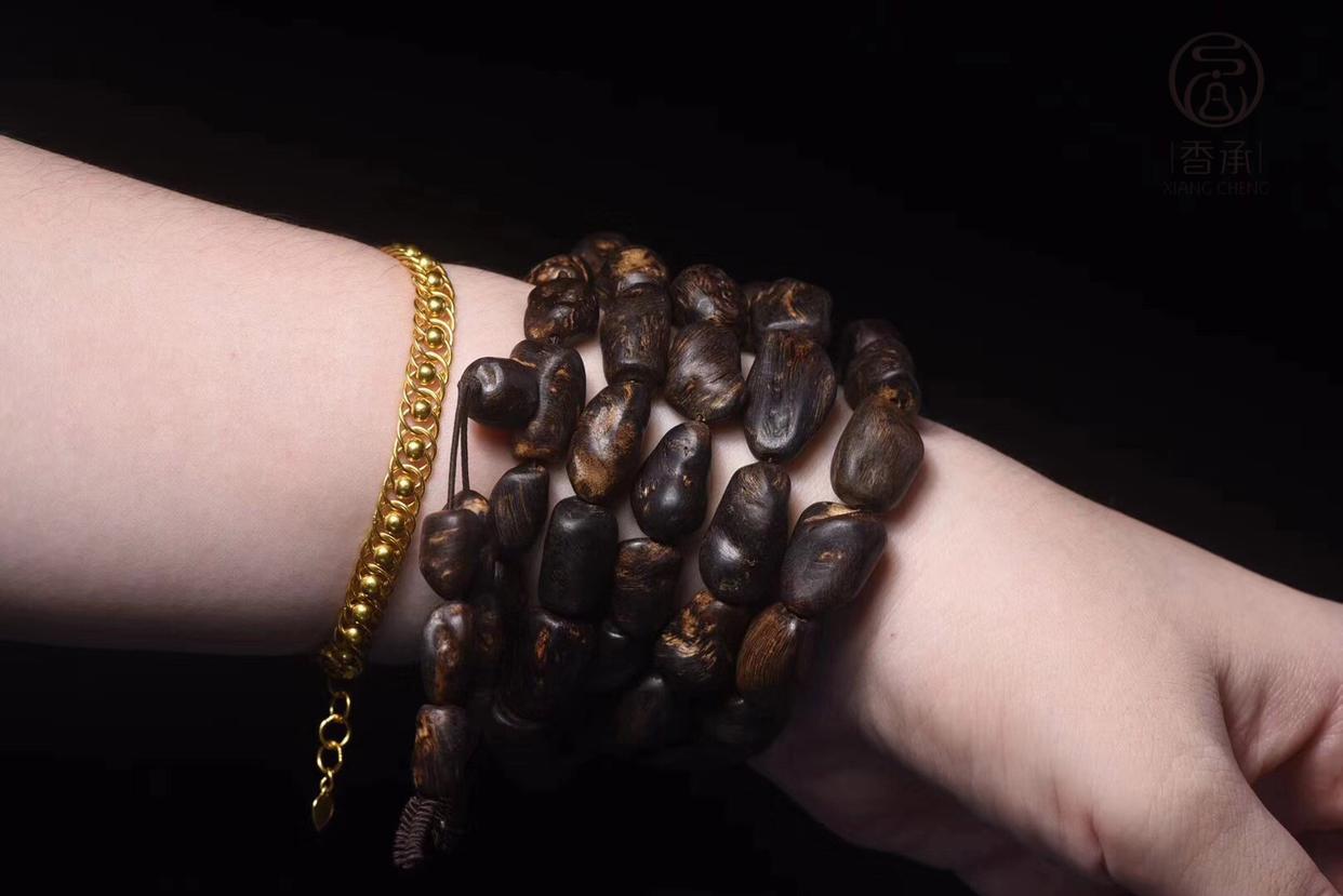 如何鉴别沉香手串好坏区别,九种假沉香手串鉴别方法图解