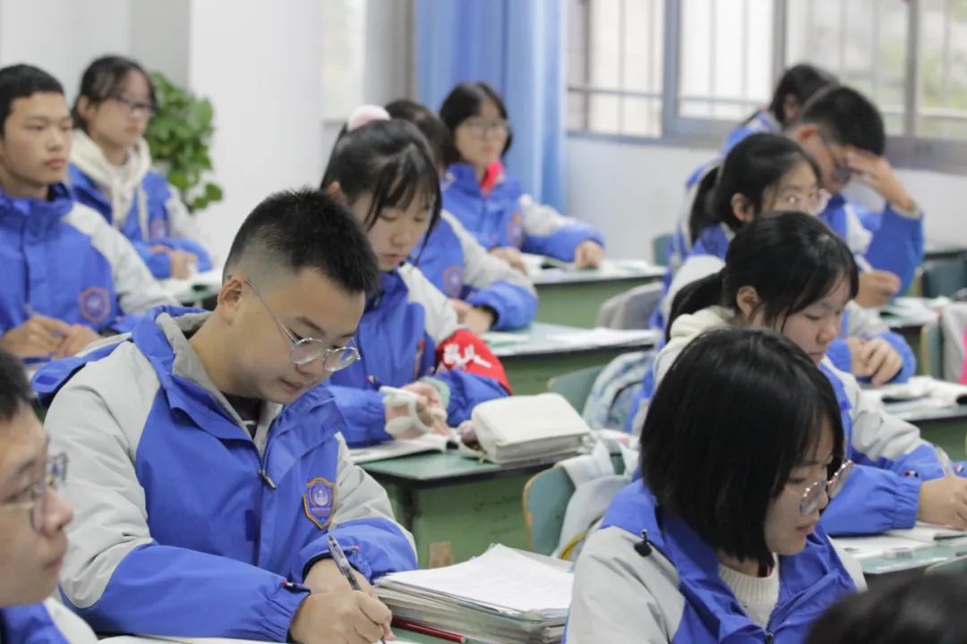 成都市金牛区协同外语学校,成都金牛区协同外国语学校初中招生