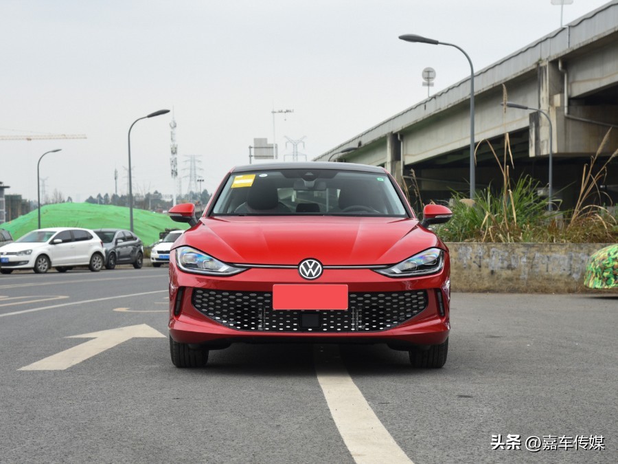 2022款凌渡和2023款速腾哪个好,上汽大众凌渡对比一汽大众速腾