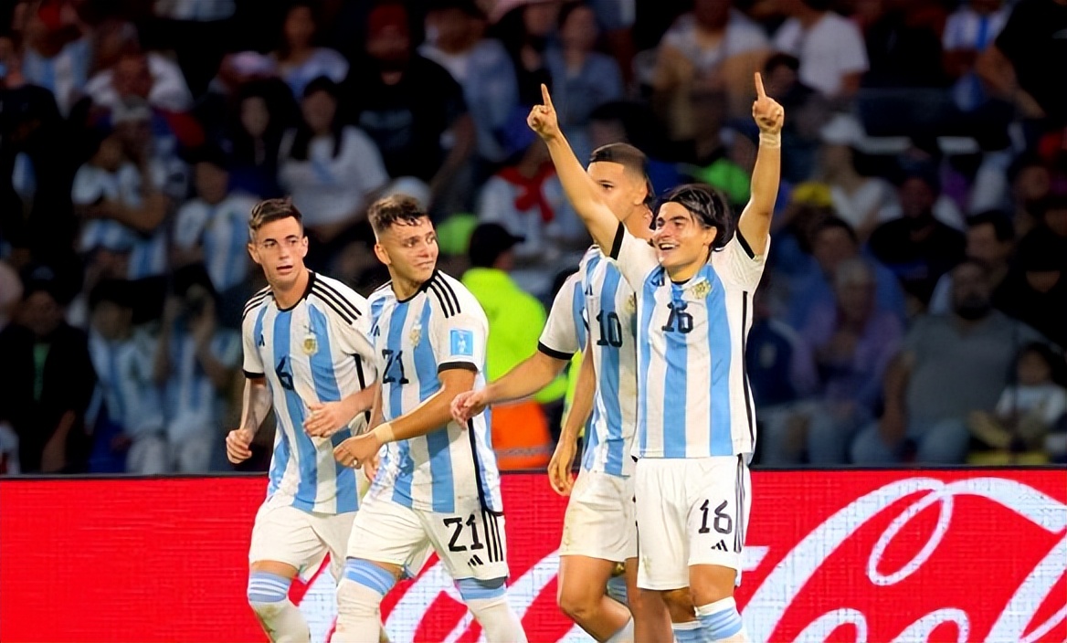 阿根廷足球大赛成绩最新消息,01年世青赛中国对阿根廷足球