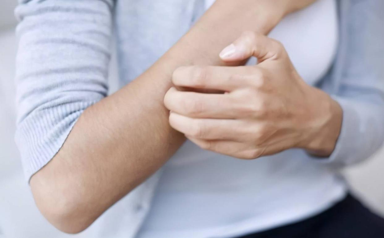 药店里几块钱的维生素b2有用吗 (几块钱的维生素b2有什么用)