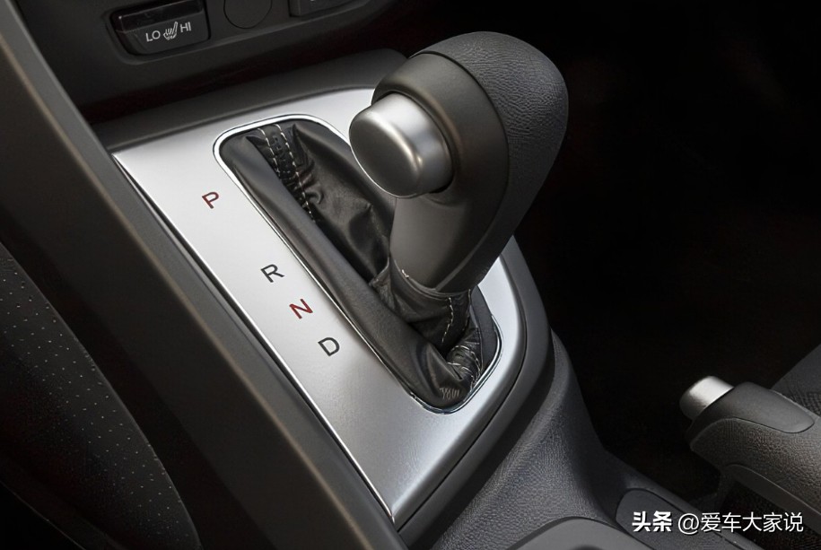自动挡车只有PRNDS下长坡怎样开,自动挡车只有prnds挡该怎么开