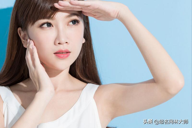 女孩带火字旁时尚名字,张姓女孩时尚简单名字