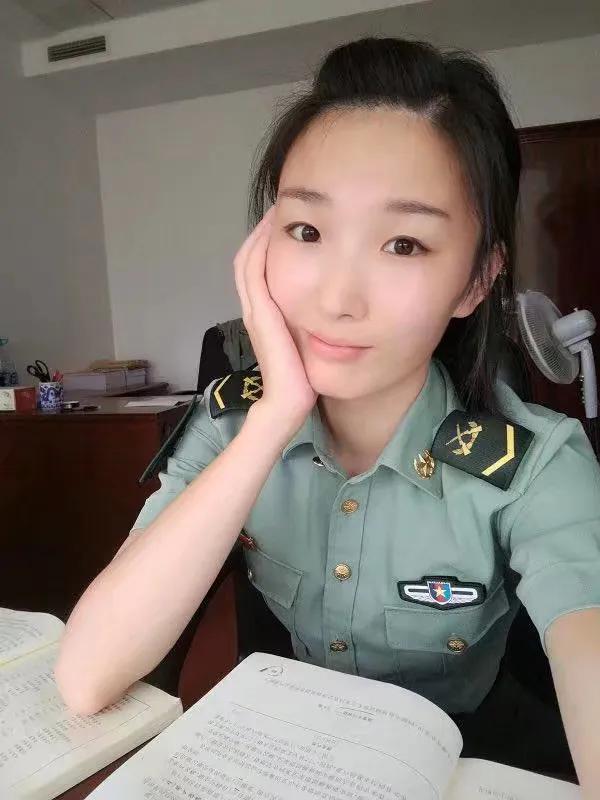 当兵12年安排工作后没退伍费吗,当兵十二年安排工作有退伍费吗