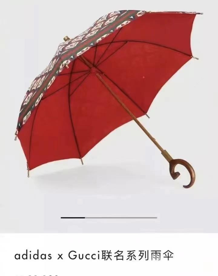 花8000块买的lv拖鞋,8千多lv拖鞋穿一星期掉色