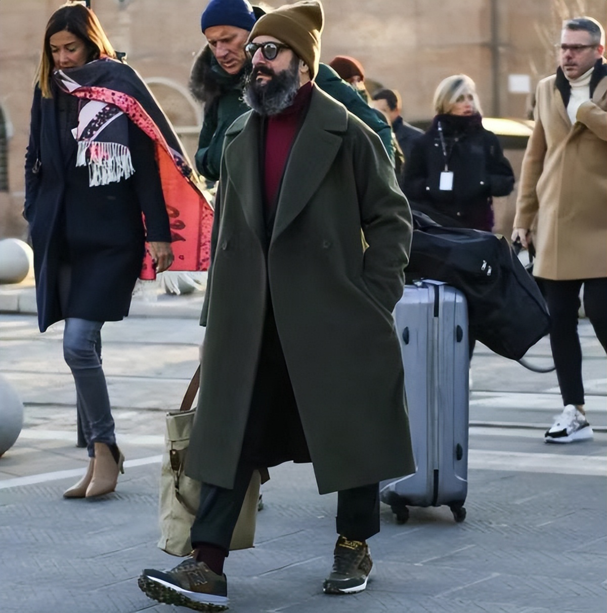 为什么新百伦是中老年男人的战靴？