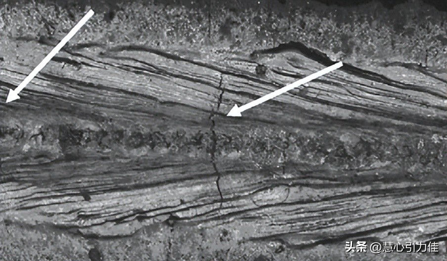 焊接热输入对新型低Mn微Nb钢CGHAZ组织及冲击韧性的影响