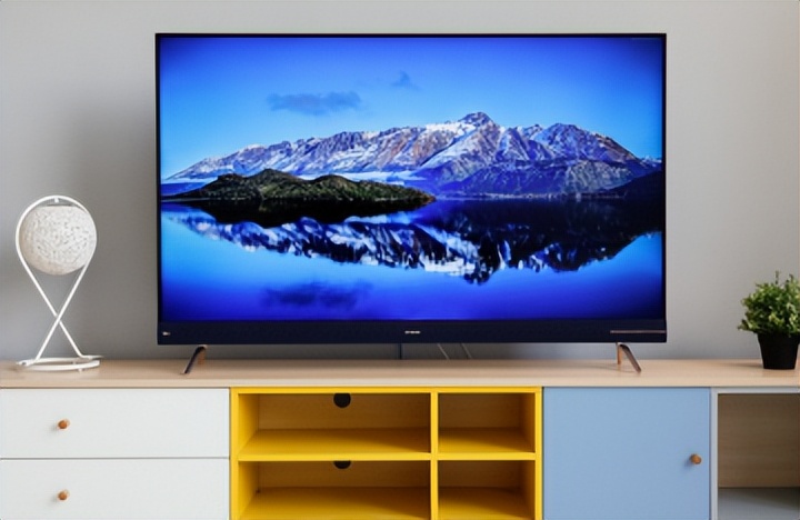 电视上门维修背光,电视出现满屏竖线维修