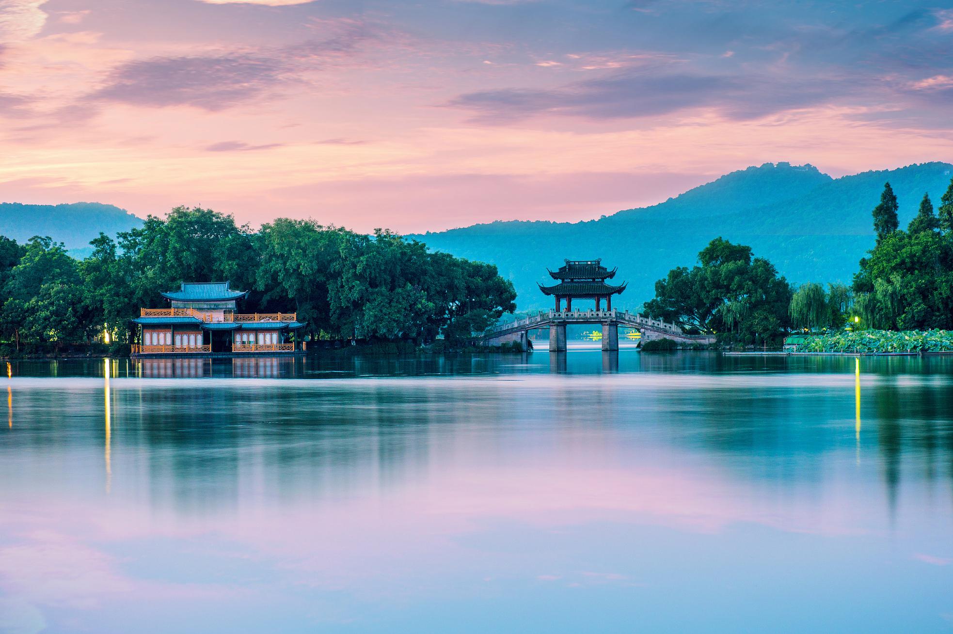 又是一年荷花盛开的季节杭州西湖,又到了杭州湘湖赏荷花的季节