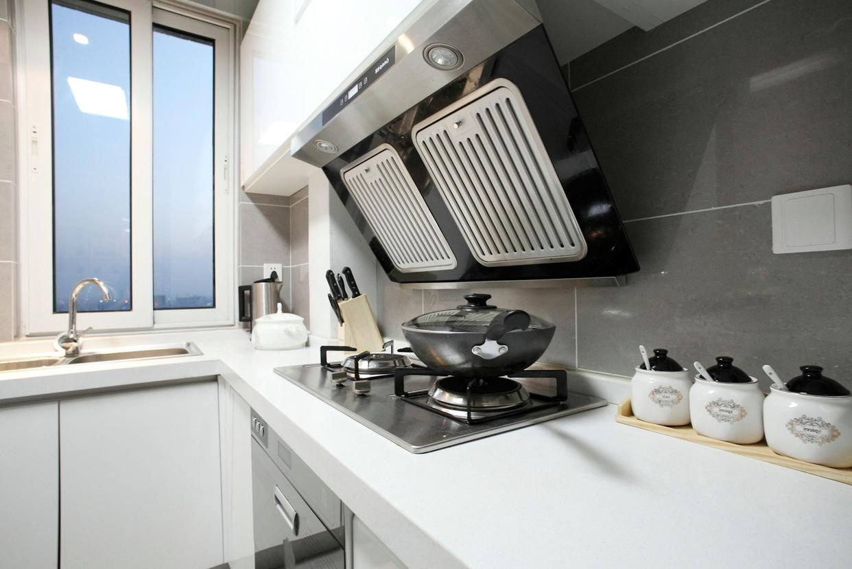 侧吸还是顶吸7字油烟机效果好,顶吸侧吸一体油烟机的优点和不足