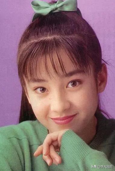 被母亲送给导演，被强迫拍摄，她的一生有多可悲