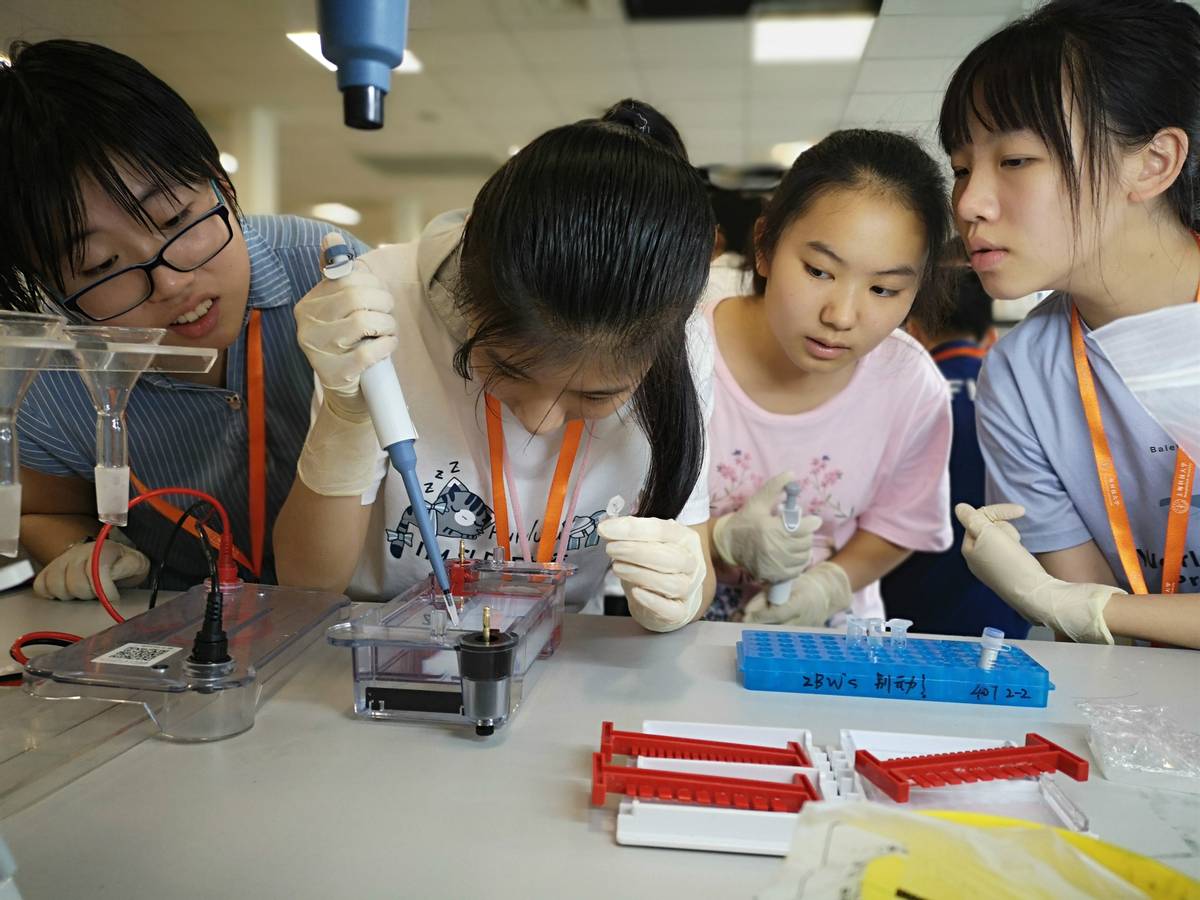 高中生心理压力大怎样开导,高中生压力大怎么疏导心理