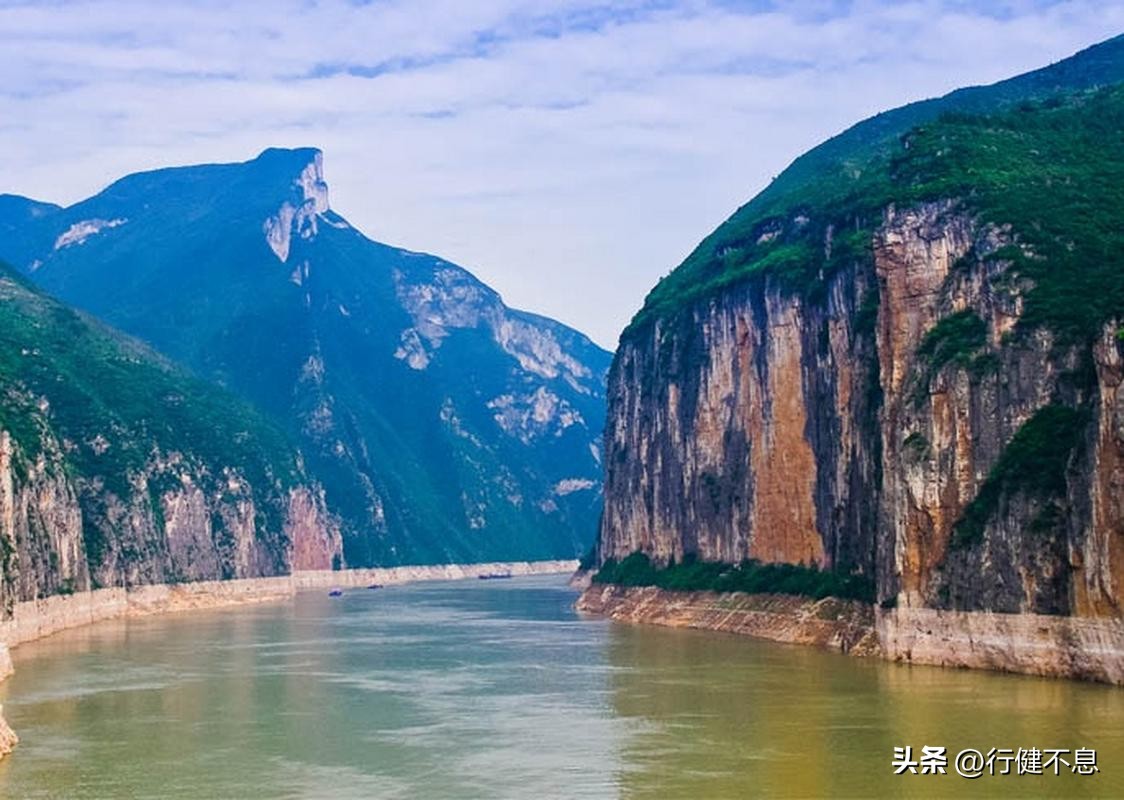 关于青山的诗句古诗名句,青山的经典诗词