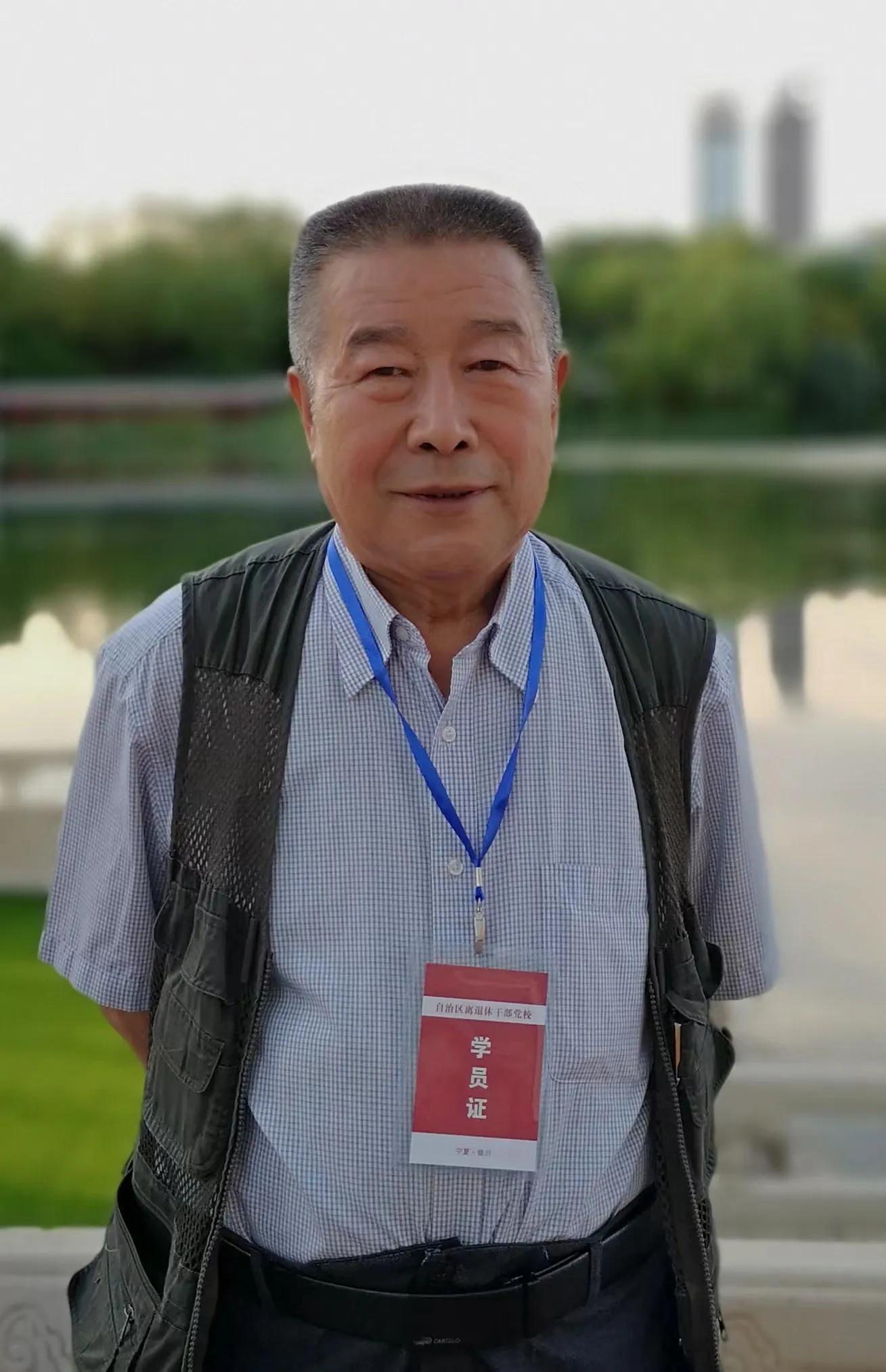 我的一段“工农兵学员”时光——忆101型公牛电刺激采精器的研制