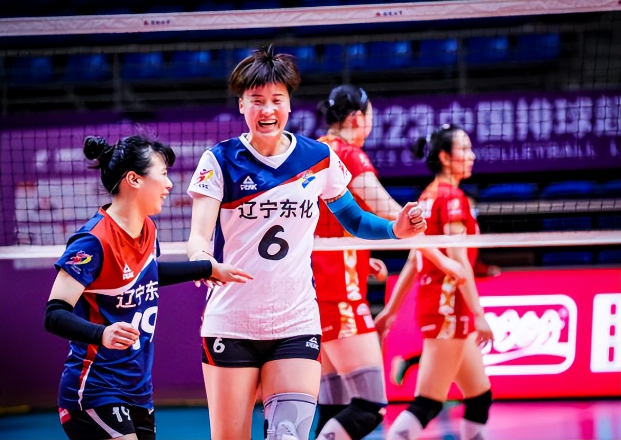 中国女排主教练蔡斌归队,中国女排大名单公布蔡斌