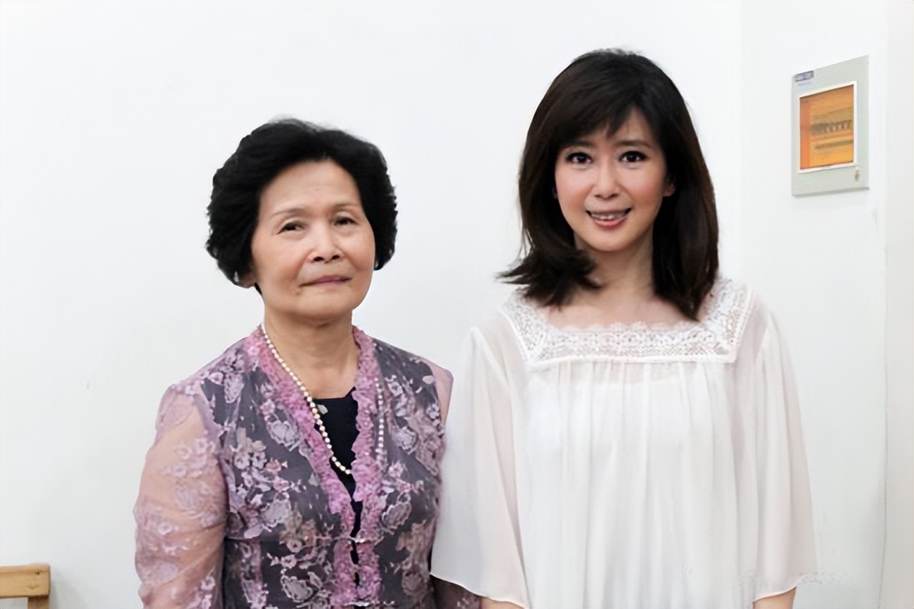 孟庭苇离婚原因有哪些,孟庭苇离婚后生活